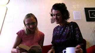 شاذه العاهرات اللعين - شعر بوش