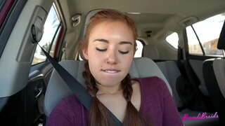 Horny Pelacur tidak Bisa Berhenti Bermain Dengan Pantat dalam Kereta dan Awam: Brandibraids