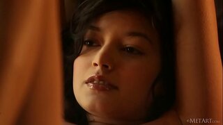 AQSh teen Eden ba&#039;zi qiziqarli vaqt yolg&#039;iz ega