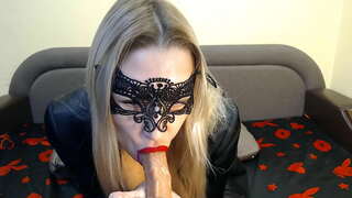 שליטה ביד עם המוני שיחות. השכן.